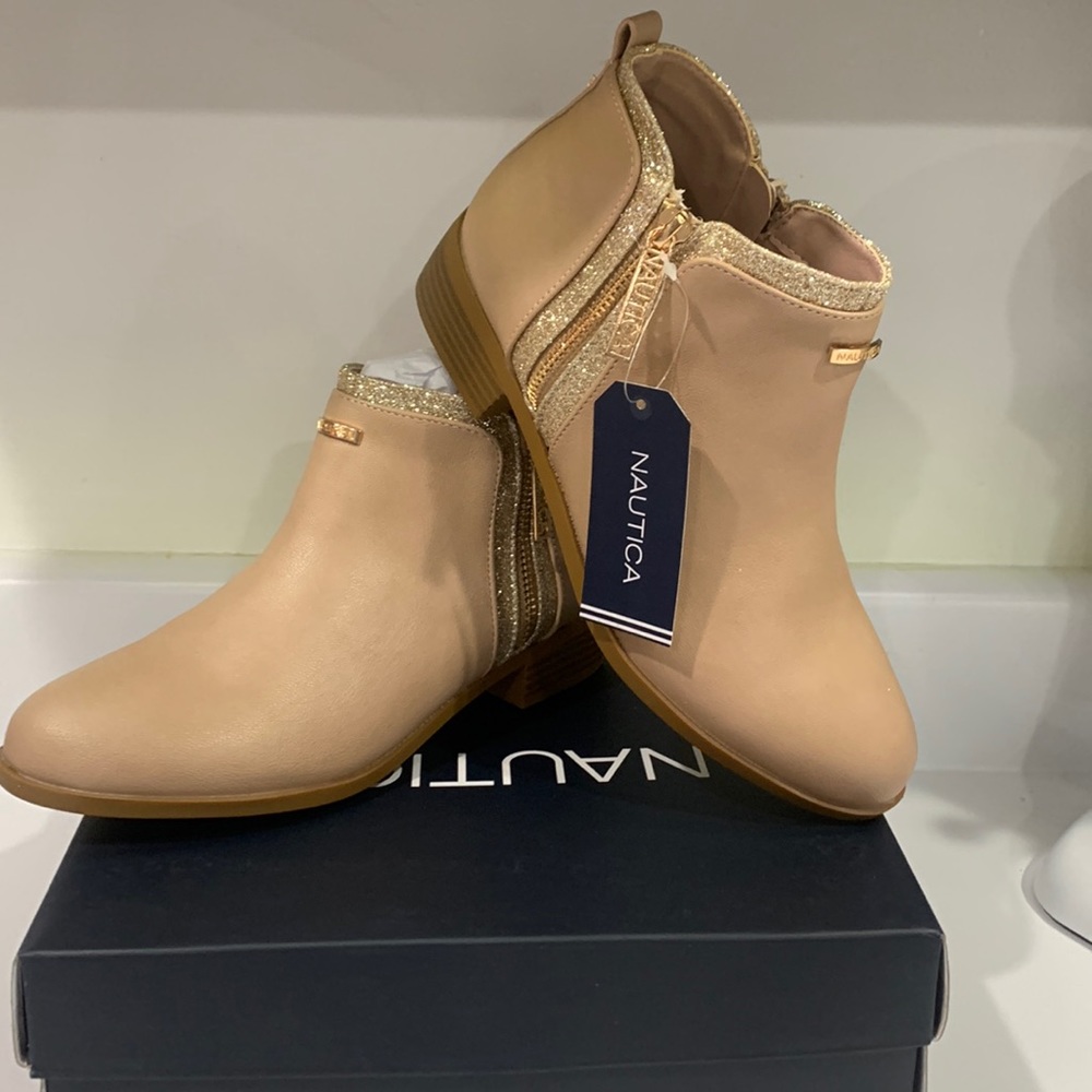 Nautica girls size 5 rose gold booties